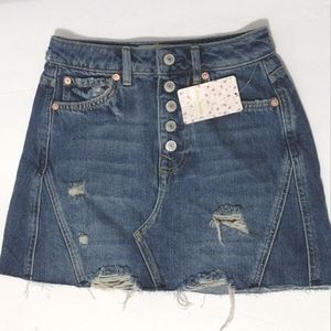 NWT Free People We The Free Distressed Denim Mini Skirt Size 24 Edgy Streetwear
